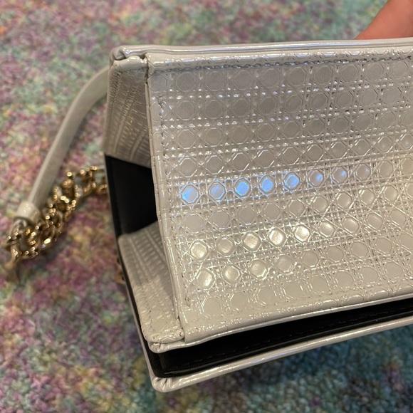 Dior Diorama size Small in White Metallic Micro Cannage with Gold Hardware - Picture 3 of 8